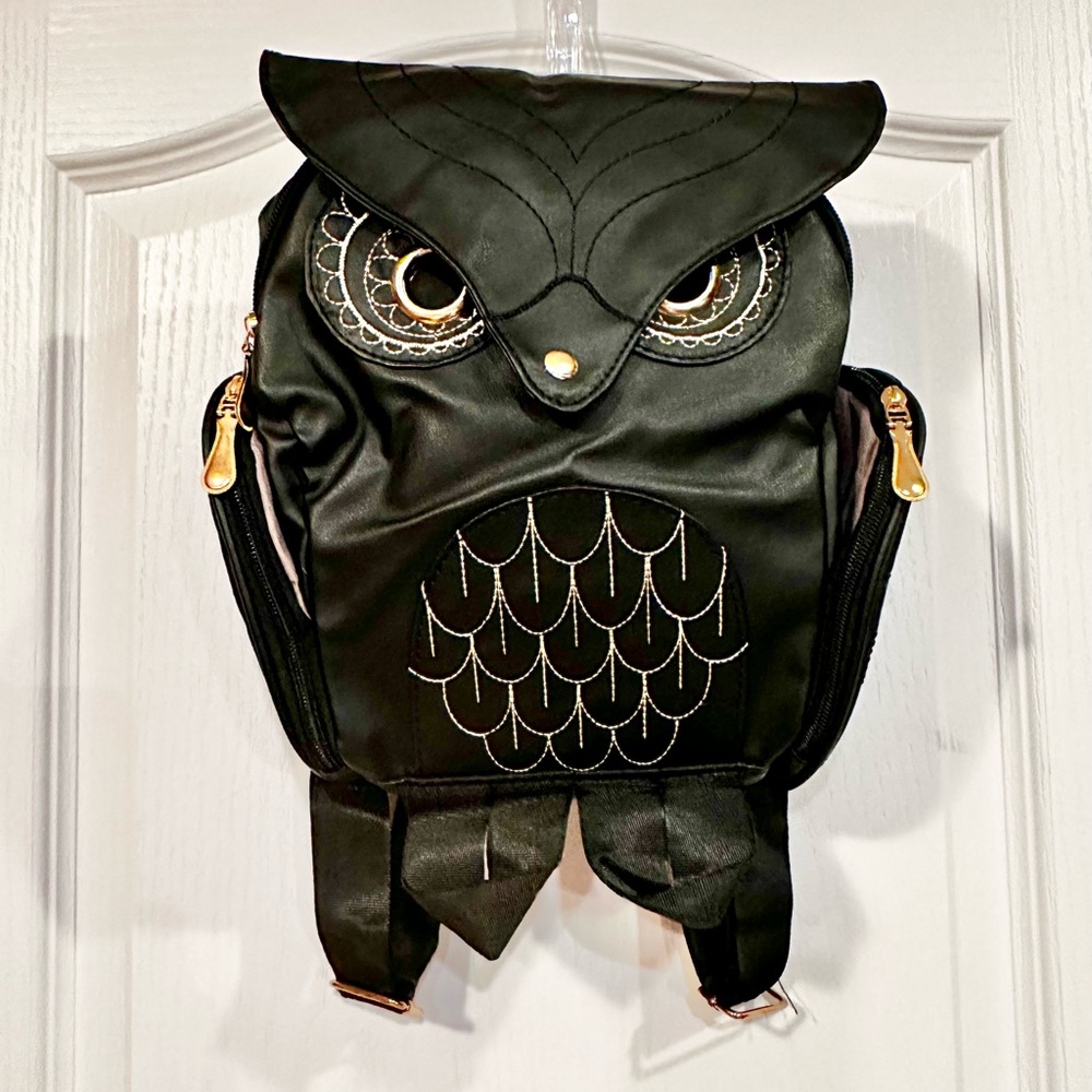 NWOT RARE Black Owl Backpack with Gold Accents - Picture 5 of 5